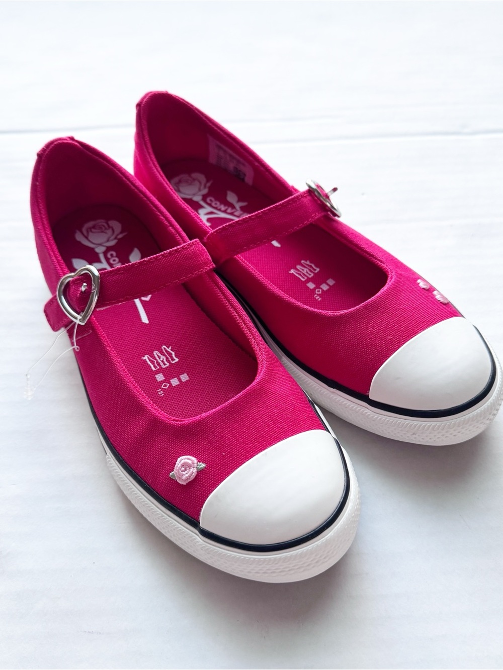 Converse New' Chuck Taylor All Star Dainty Mary Jane Sneaker
NWOT
